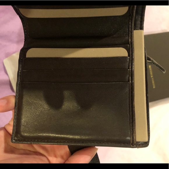 Bottega vaneta classic wallet - Picture 7 of 9